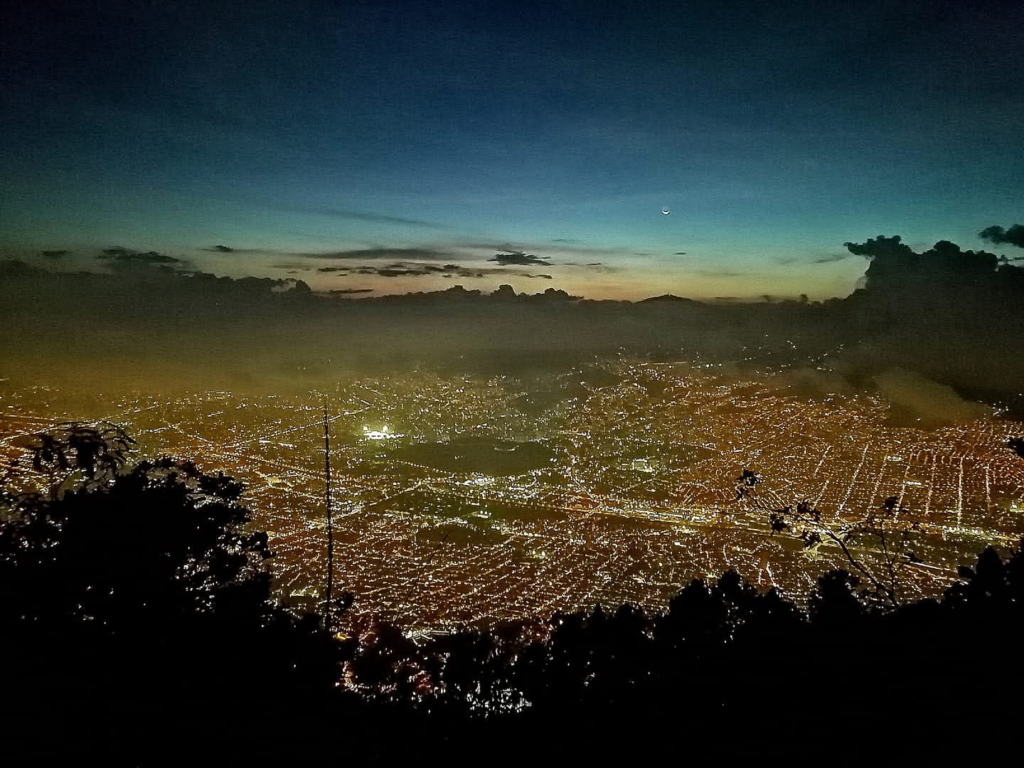 Atardecer en las montañas